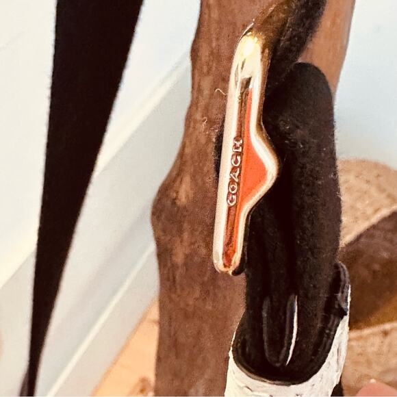 COACH - DEMPSEY CAMERA BAG PURSE IN SIGNATURE JACQUARD WITH PATCH - Picture 6 of 11